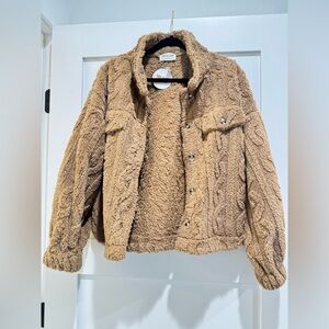 Boutique brand Sherpa jacket. Tan color. Size small